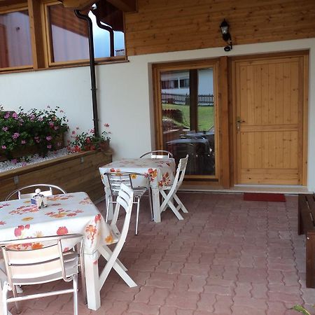 Fiavè Chalet Trentino Bed & Breakfast エクステリア 写真